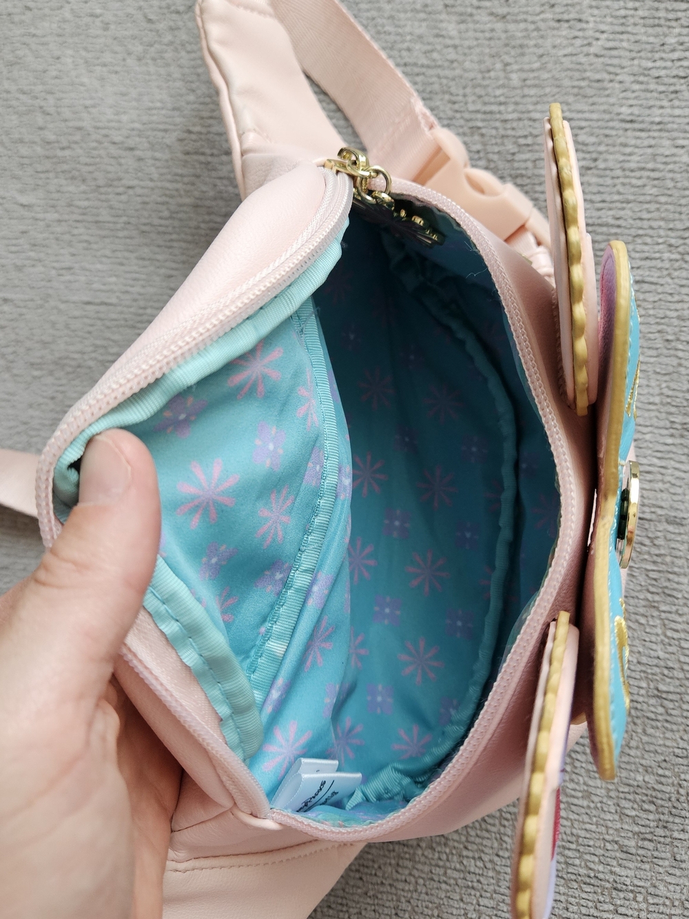 Loungefly Small World Fanny Pack - Picture 5 of 6